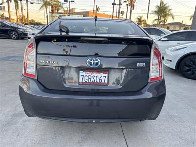 2014 Toyota Prius Three   - Photo 5 - Stanton, CA 90680