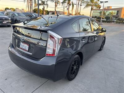 2014 Toyota Prius Three   - Photo 4 - Stanton, CA 90680