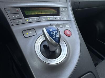 2014 Toyota Prius Three   - Photo 15 - Stanton, CA 90680