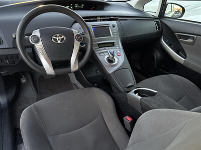 2014 Toyota Prius Three   - Photo 10 - Stanton, CA 90680