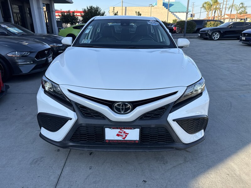 2023 Toyota Camry SE  