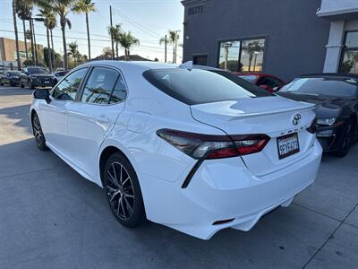 2023 Toyota Camry SE - Photo 5 - Stanton, CA 90680