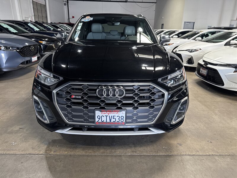 2022 Audi SQ5 3.0T quattro Premium  