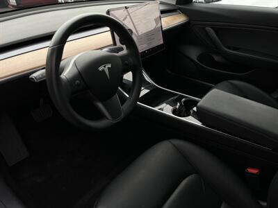 2019 Tesla Model 3 Standard Range   - Photo 15 - Orange, CA 92867