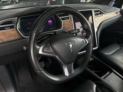 2017 Tesla Model X 75D   - Photo 14 - Orange, CA 92867