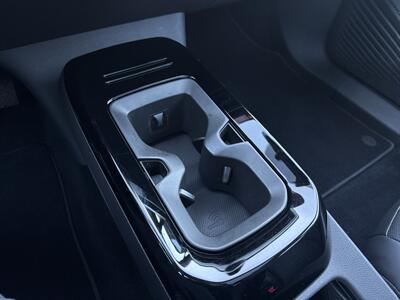 2021 Volkswagen ID.4 Pro S - Photo 16 - Stanton, CA 90680