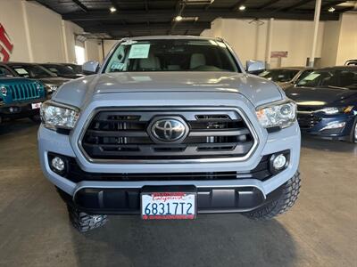 2019 Toyota Tacoma SR5   - Photo 3 - Orange, CA 92867