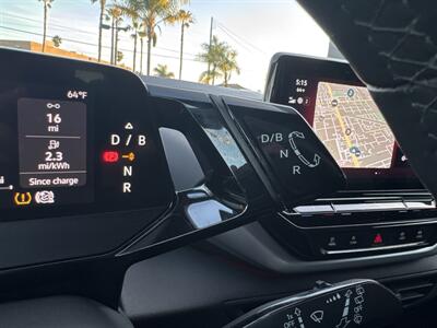 2022 Volkswagen ID.4 Pro - Photo 15 - Stanton, CA 90680