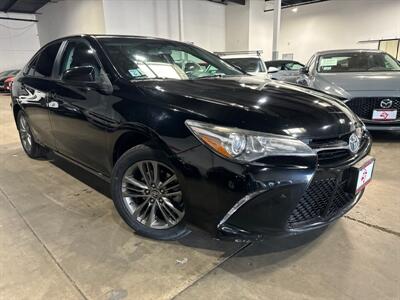 2017 Toyota Camry SE  