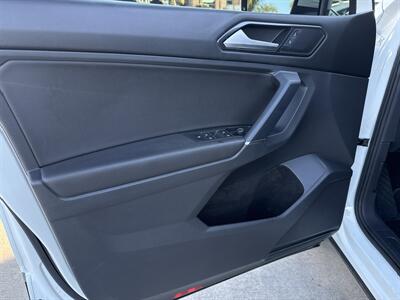 2018 Volkswagen Tiguan 2.0T SE   - Photo 7 - Stanton, CA 90680