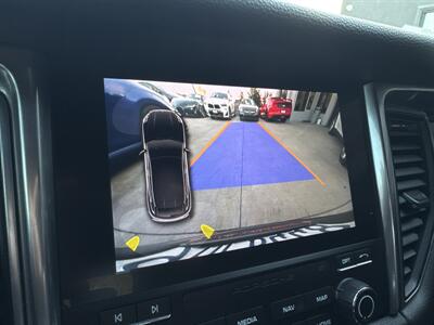 2018 Porsche Macan - Photo 18 - Stanton, CA 90680