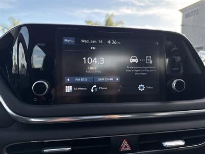2021 Hyundai SONATA SEL - Photo 13 - Stanton, CA 90680