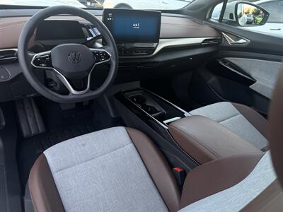2023 Volkswagen ID.4 Pro   - Photo 11 - Stanton, CA 90680