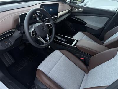 2023 Volkswagen ID.4 Pro   - Photo 9 - Stanton, CA 90680