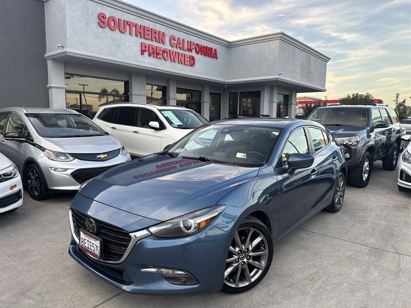 2018 Mazda Mazda3 Grand Touring  