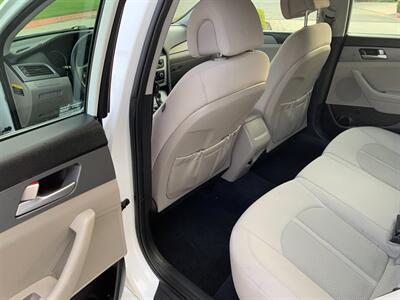 2017 Hyundai SONATA SE   - Photo 11 - Glendora, CA 91740