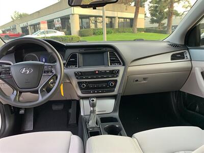 2017 Hyundai SONATA SE   - Photo 14 - Glendora, CA 91740