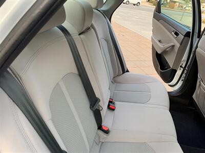 2017 Hyundai SONATA SE   - Photo 18 - Glendora, CA 91740