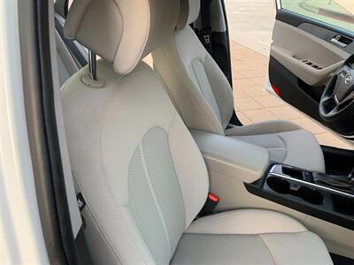 2017 Hyundai SONATA SE   - Photo 16 - Glendora, CA 91740