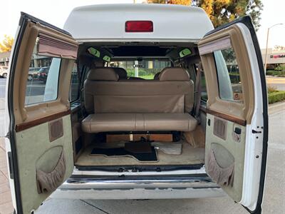 2003 Ford E150   - Photo 14 - Glendora, CA 91740