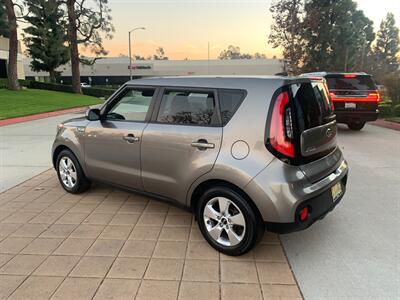 2017 Kia Soul   - Photo 6 - Glendora, CA 91740