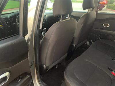 2017 Kia Soul   - Photo 11 - Glendora, CA 91740