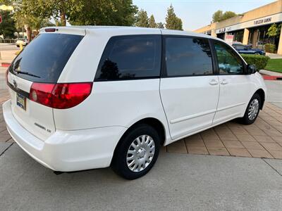 2009 Toyota Sienna LE 8-Passenger   - Photo 4 - Glendora, CA 91740