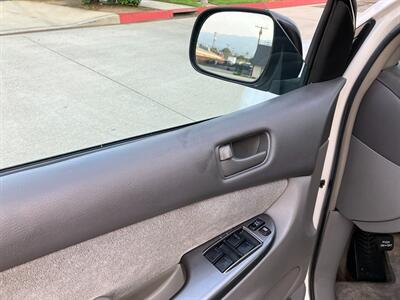 2009 Toyota Sienna LE 8-Passenger   - Photo 8 - Glendora, CA 91740