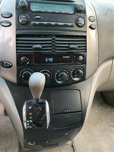 2009 Toyota Sienna LE 8-Passenger   - Photo 18 - Glendora, CA 91740