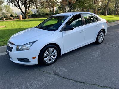 2014 Chevrolet Cruze LS Auto Sedan