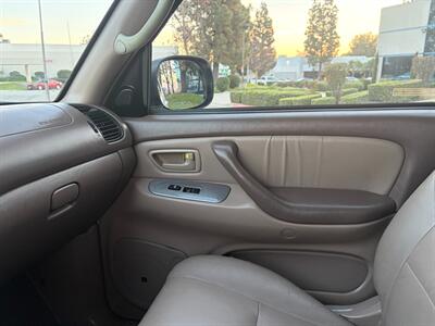 2001 Toyota Sequoia Limited   - Photo 31 - Glendora, CA 91740
