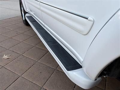 2001 Toyota Sequoia Limited   - Photo 8 - Glendora, CA 91740