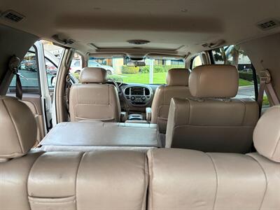 2001 Toyota Sequoia Limited   - Photo 19 - Glendora, CA 91740