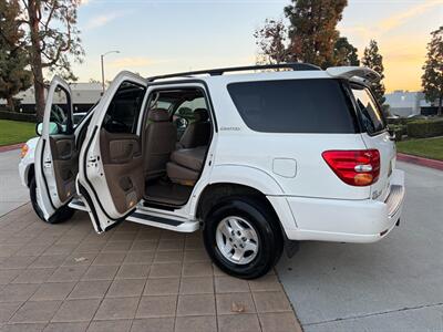 2001 Toyota Sequoia Limited   - Photo 17 - Glendora, CA 91740