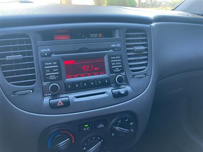 2010 Kia Rio LX   - Photo 20 - Glendora, CA 91740