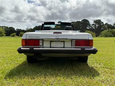 1988 Mercedes-Benz 560 SL   - Photo 12 - Boca Raton, FL 33432