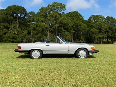 1988 Mercedes-Benz 560 SL   - Photo 3 - Boca Raton, FL 33432
