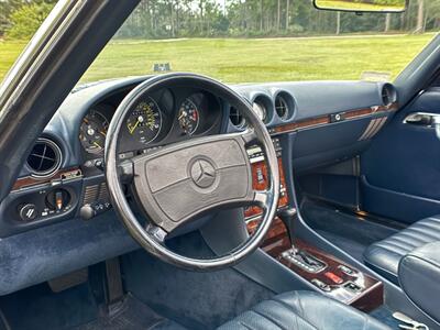 1988 Mercedes-Benz 560 SL   - Photo 20 - Boca Raton, FL 33432