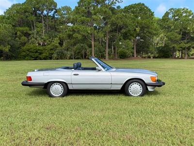 1988 Mercedes-Benz 560 SL   - Photo 4 - Boca Raton, FL 33432