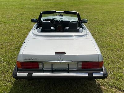 1988 Mercedes-Benz 560 SL   - Photo 13 - Boca Raton, FL 33432