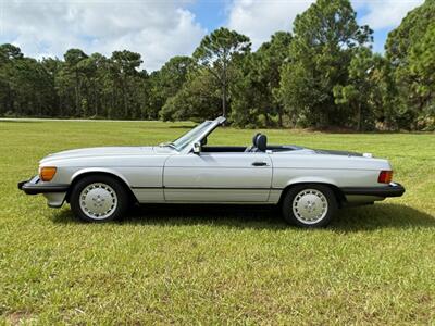 1988 Mercedes-Benz 560 SL   - Photo 9 - Boca Raton, FL 33432