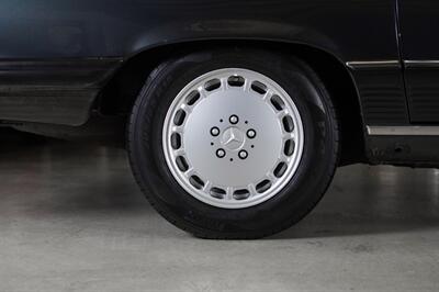 1987 Mercedes-Benz 560 SL - Photo 6 - Boca Raton, FL 33432