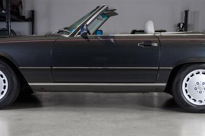 1987 Mercedes-Benz 560 SL - Photo 23 - Boca Raton, FL 33432