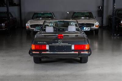 1987 Mercedes-Benz 560 SL - Photo 27 - Boca Raton, FL 33432
