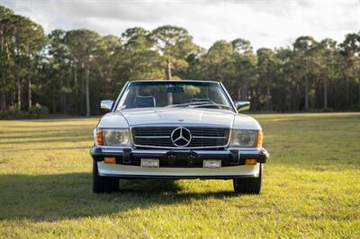 1986 Mercedes-Benz 560 SL - Photo 2 - Boca Raton, FL 33432