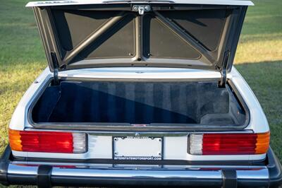 1986 Mercedes-Benz 560 SL - Photo 28 - Boca Raton, FL 33432
