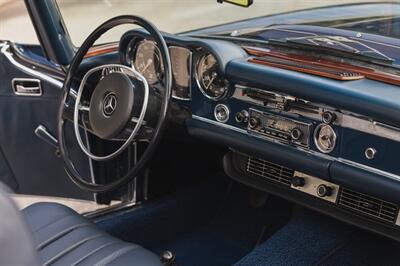 1971 Mercedes Benz 280SL SL   - Photo 24 - Boca Raton, FL 33432