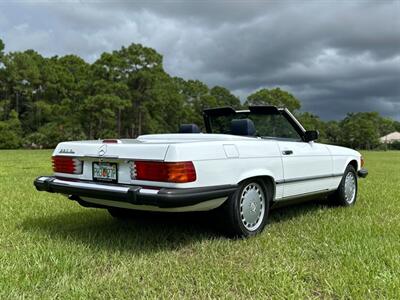 1988 Mercedes-Benz 560 SL   - Photo 12 - Boca Raton, FL 33432