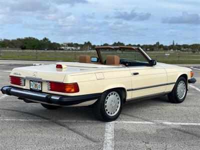 1987 Mercedes-Benz 560 SL   - Photo 13 - Boca Raton, FL 33432