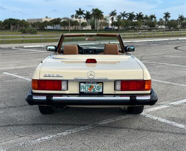 1987 Mercedes-Benz 560 SL   - Photo 10 - Boca Raton, FL 33432